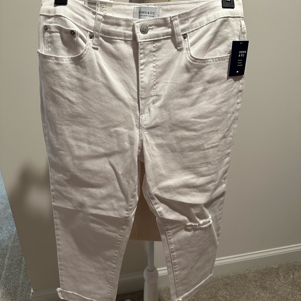 NEVERWORN Woman’s Crown and Ivy pants